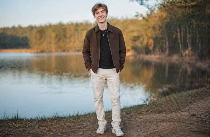 Francis Bourgeois: Net Worth, Autism & Real Life